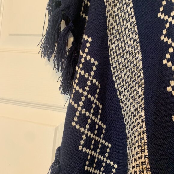 Navy Blue Grey Fringed Wrap Shawl One Size Fits Most - Picture 6 of 7